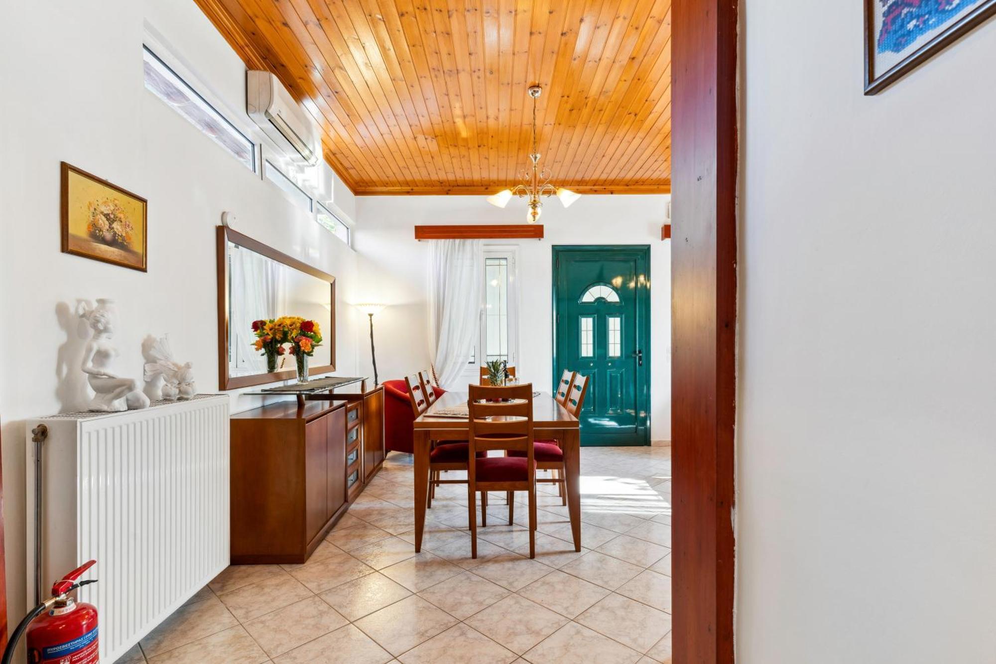 Ferienhaus Verani Parking Balcony Playground *