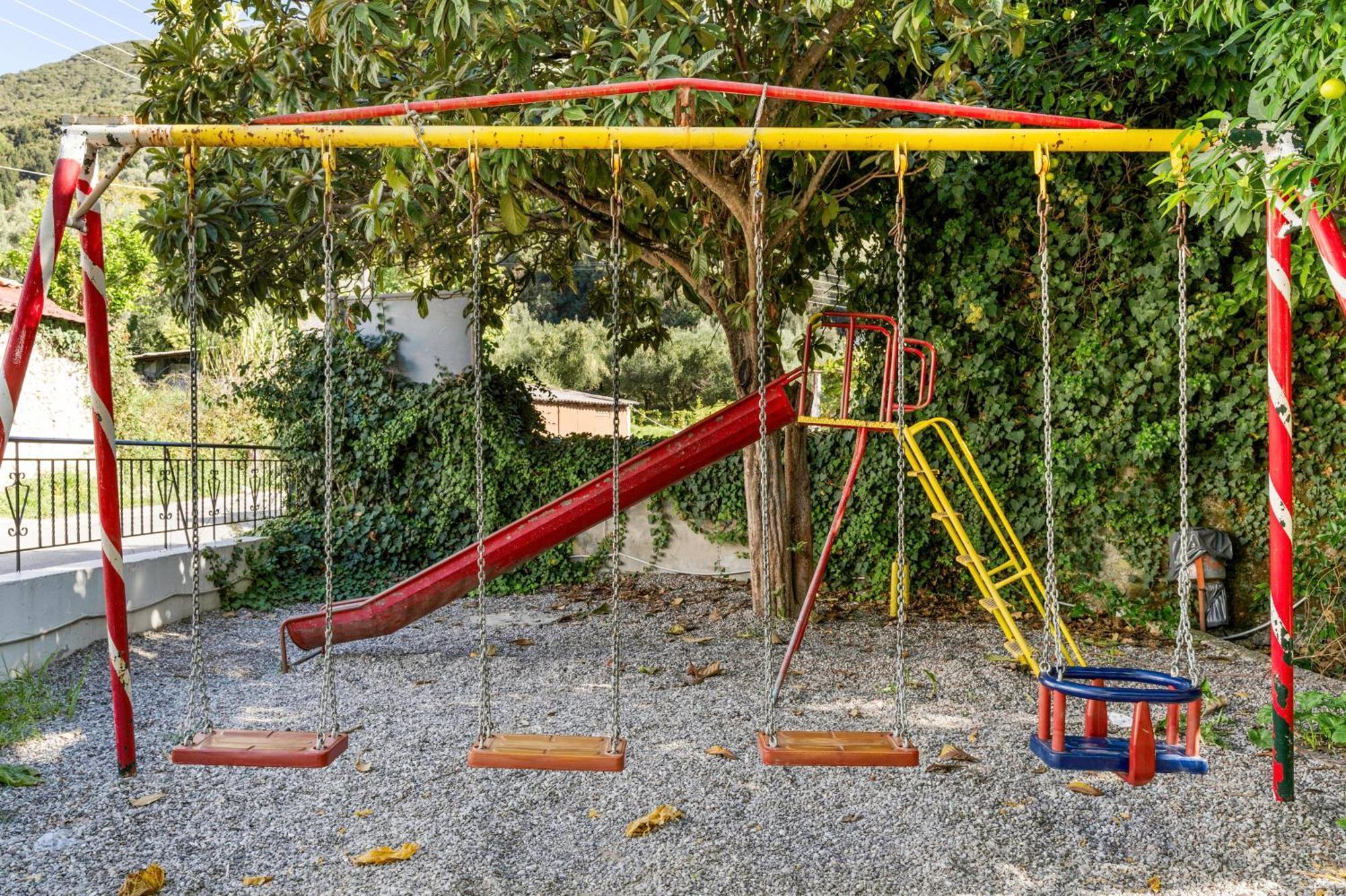 Verani Parking Balcony Playground Holiday home *
